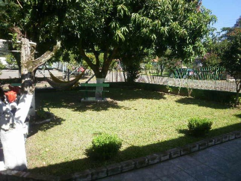 Casa com 3 quartos e 2 banheiros à venda no bairro Santa Teresinha, Taquara