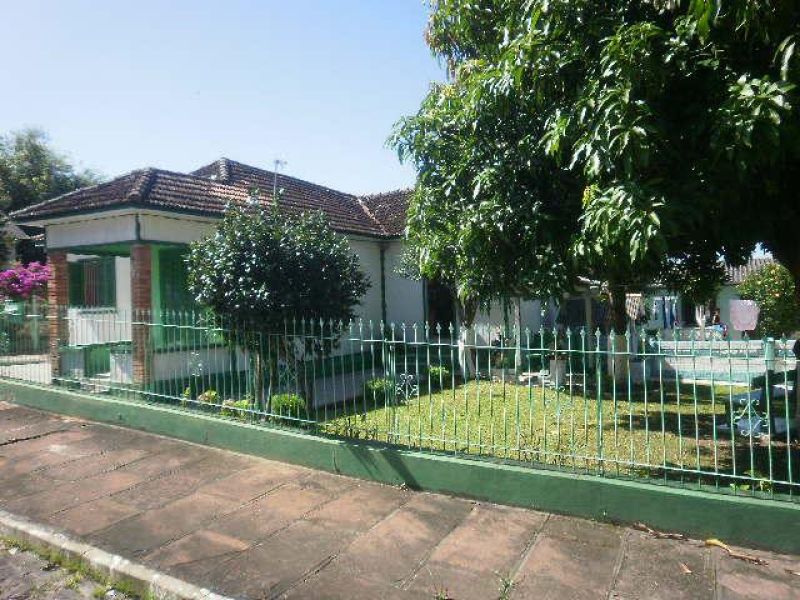 Casa com 3 quartos e 2 banheiros à venda no bairro Santa Teresinha, Taquara