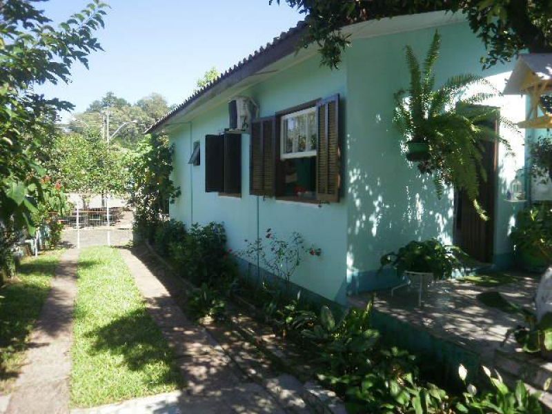 Casa com 3 quartos e 2 banheiros à venda no bairro Santa Teresinha, Taquara