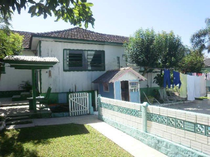 Casa com 3 quartos e 2 banheiros à venda no bairro Santa Teresinha, Taquara