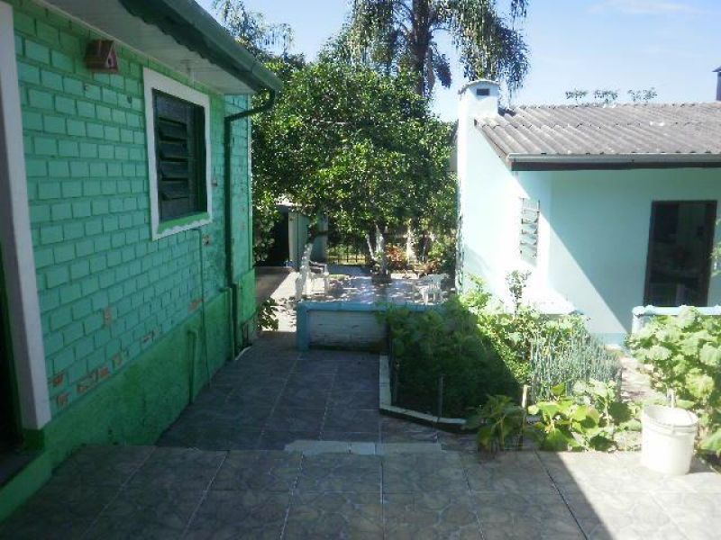 Casa com 3 quartos e 2 banheiros à venda no bairro Santa Teresinha, Taquara
