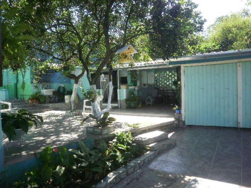 Casa com 3 quartos e 2 banheiros à venda no bairro Santa Teresinha, Taquara