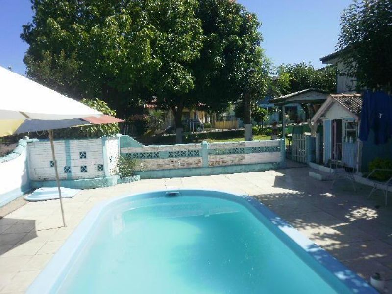 Casa com 3 quartos e 2 banheiros à venda no bairro Santa Teresinha, Taquara