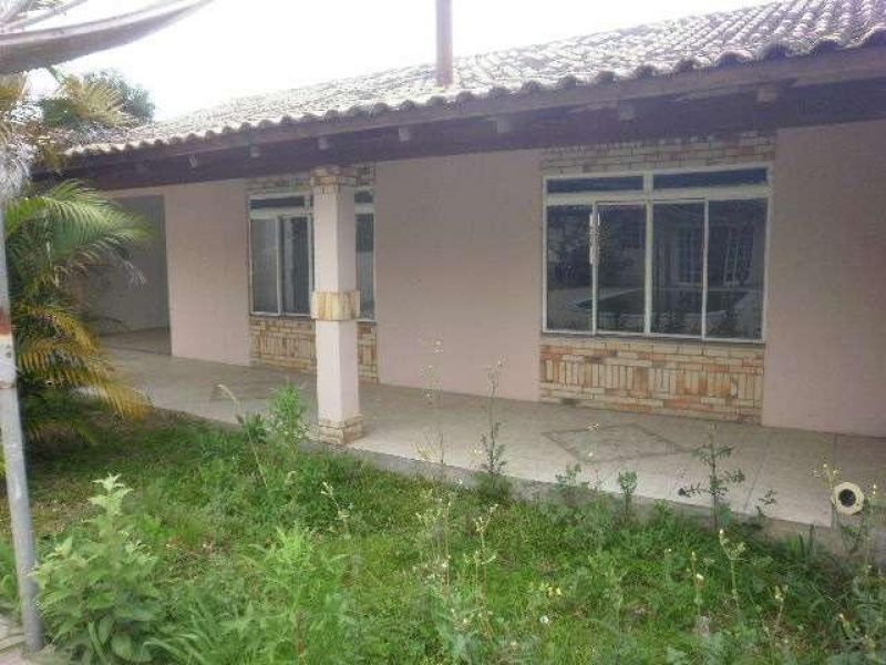 Casa com 3 quartos, 3 banheiros e 160m² à venda no bairro Santa Teresinha, Taquara