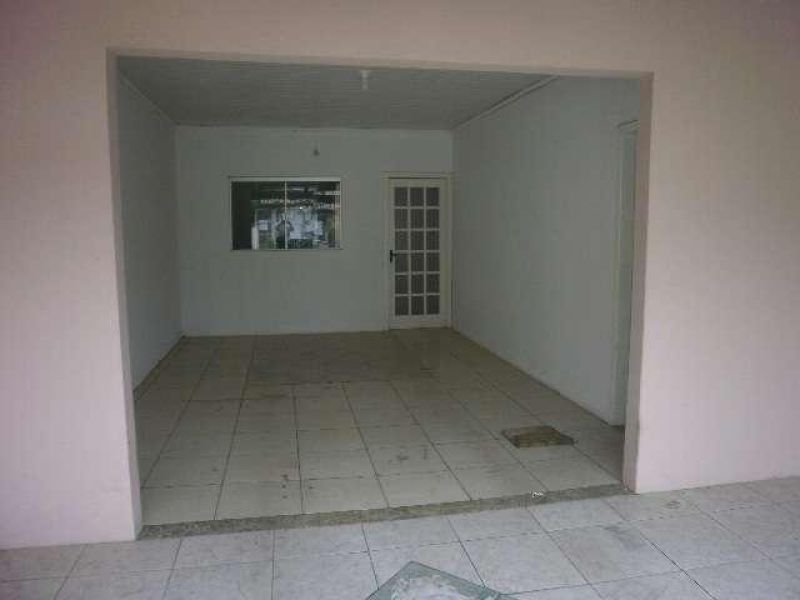 Casa com 3 quartos, 3 banheiros e 160m² à venda no bairro Santa Teresinha, Taquara