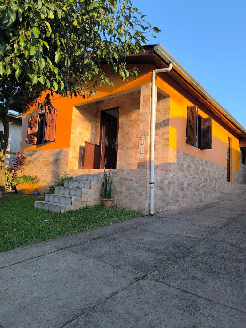 Casa com 3 quartos, 2 banheiros e 135m² à venda no bairro Eldorado, Taquara