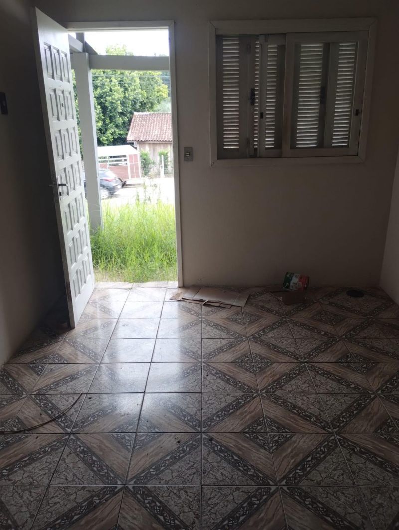 Casa com 2 quartos, 2 banheiros e 100m² à venda no bairro Eldorado, Taquara