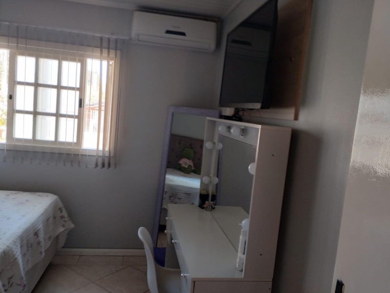Casa com 3 quartos, 2 banheiros e 120m² à venda no bairro Eldorado, Taquara