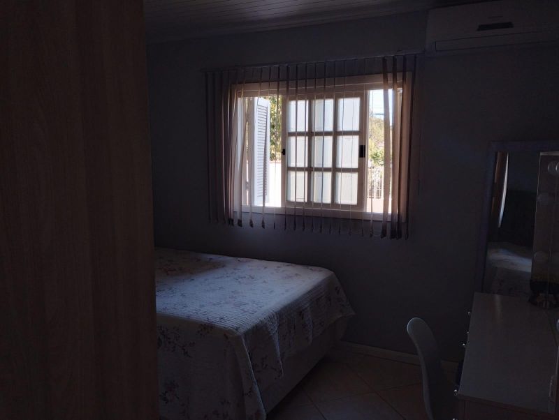 Casa com 3 quartos, 2 banheiros e 120m² à venda no bairro Eldorado, Taquara