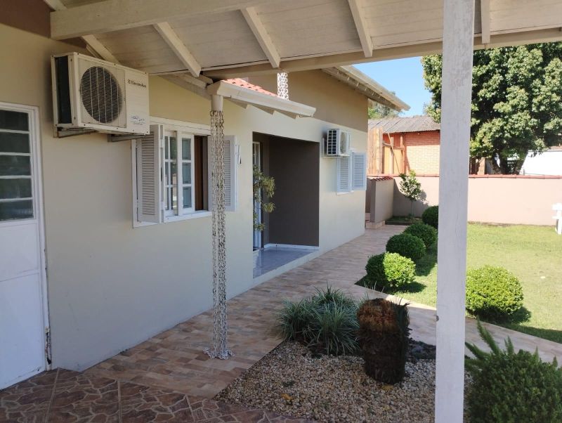 Casa com 3 quartos, 2 banheiros e 120m² à venda no bairro Eldorado, Taquara