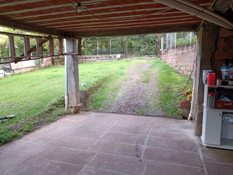 Casa com 2 quartos, 1 banheiro e 148m² à venda no bairro Tucanos, Taquara