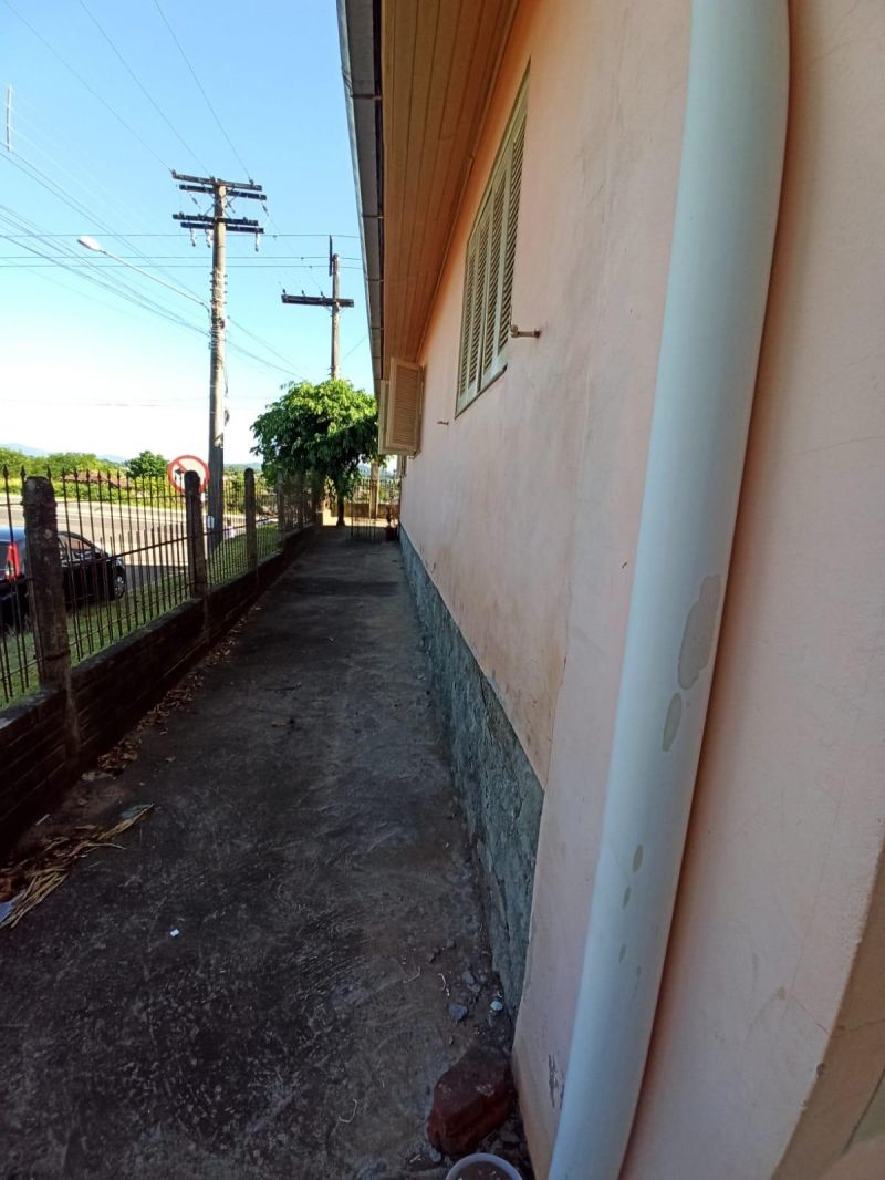 Casa com 3 quartos, 1 banheiro e 130m² à venda no bairro Ideal, Taquara