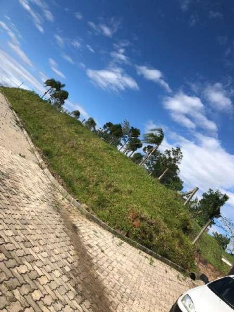 Terreno com 3 quartos e 1 banheiro à venda no bairro Ideal, Taquara