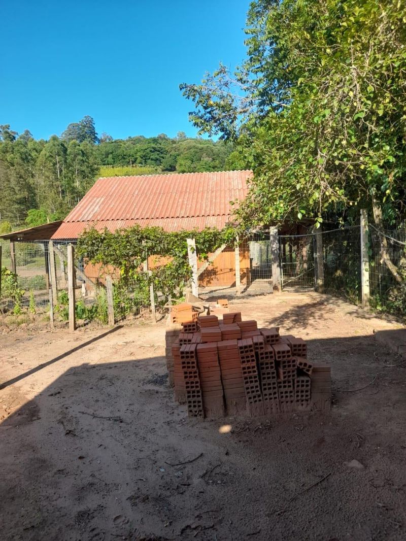 Sítio à venda no bairro distrito de Açouta Cavalo, Taquara