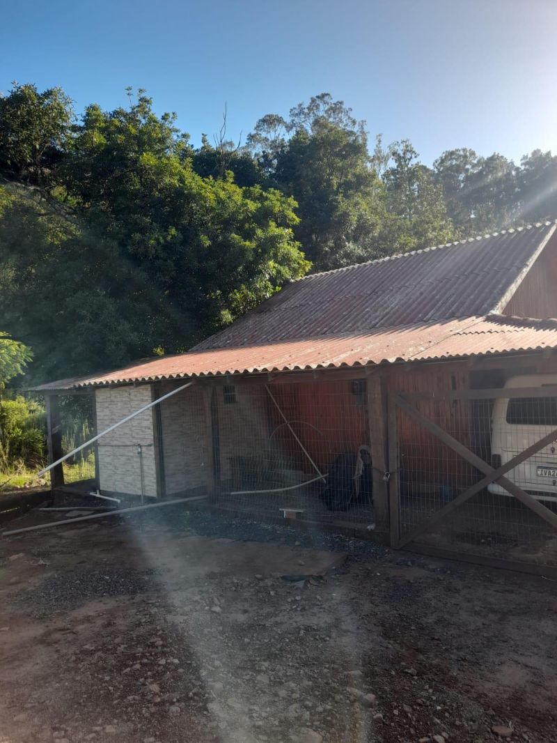 Sítio à venda no bairro distrito de Açouta Cavalo, Taquara