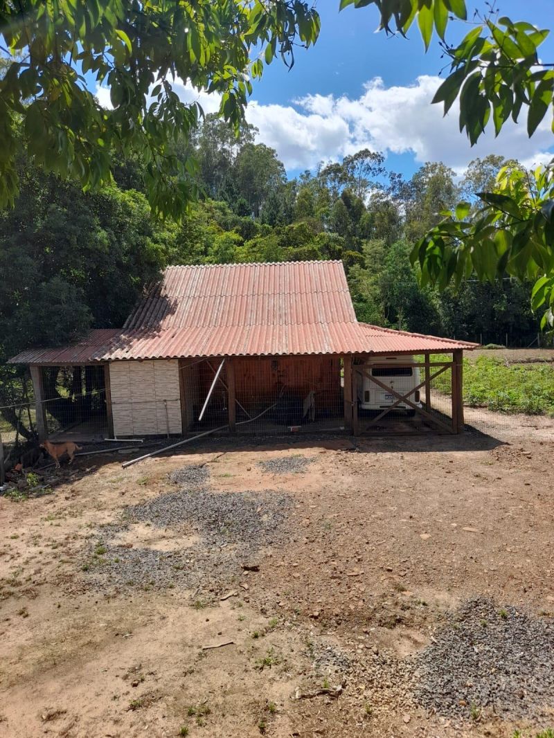 Sítio à venda no bairro distrito de Açouta Cavalo, Taquara