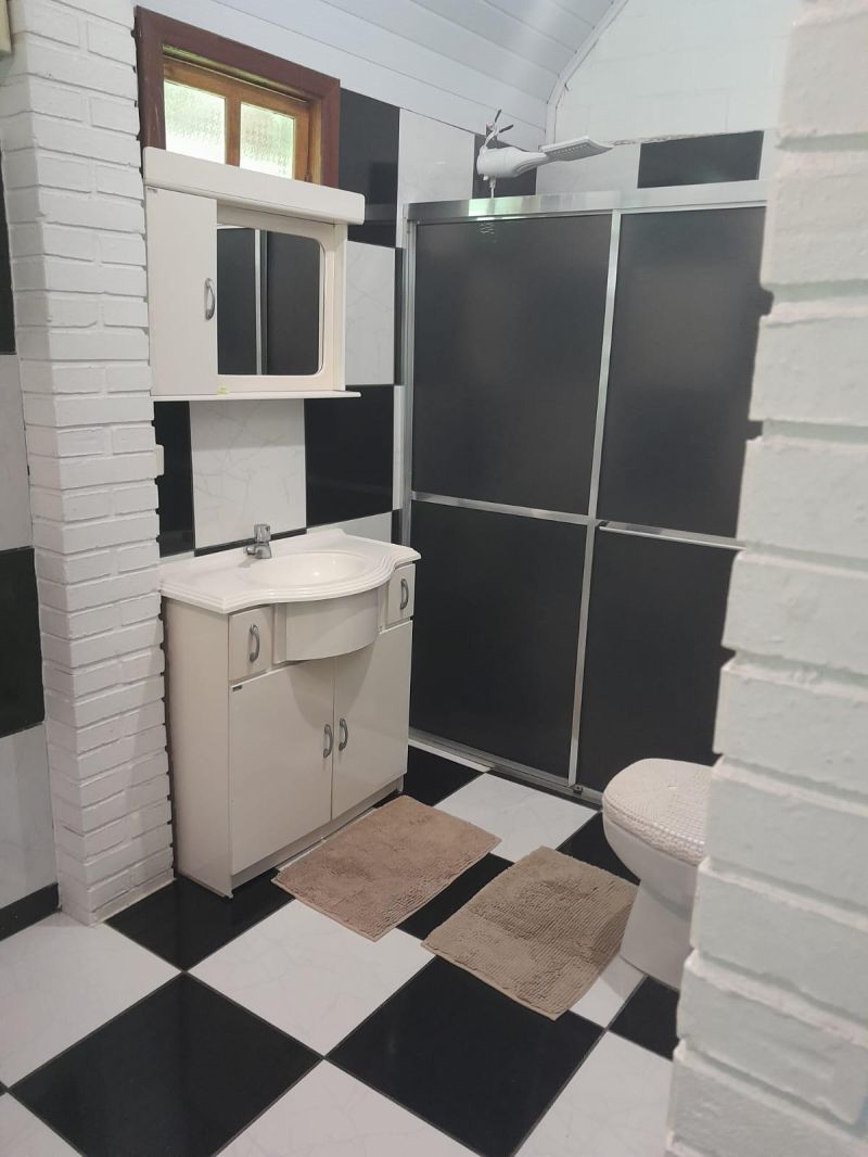 Sítio com 3 quartos, 3 banheiros e 400m² à venda no bairro Km 4, Taquara