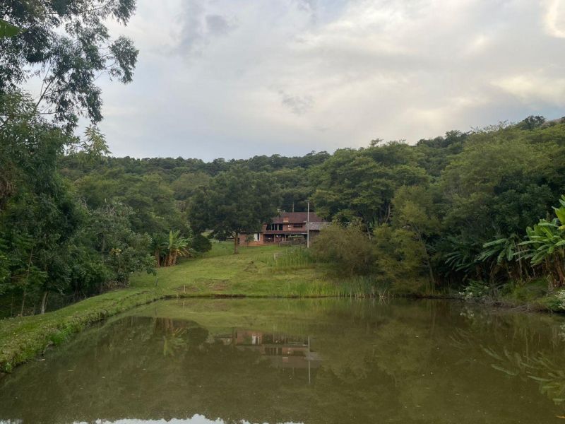 Sítio com 3 quartos, 3 banheiros e 400m² à venda no bairro Km 4, Taquara
