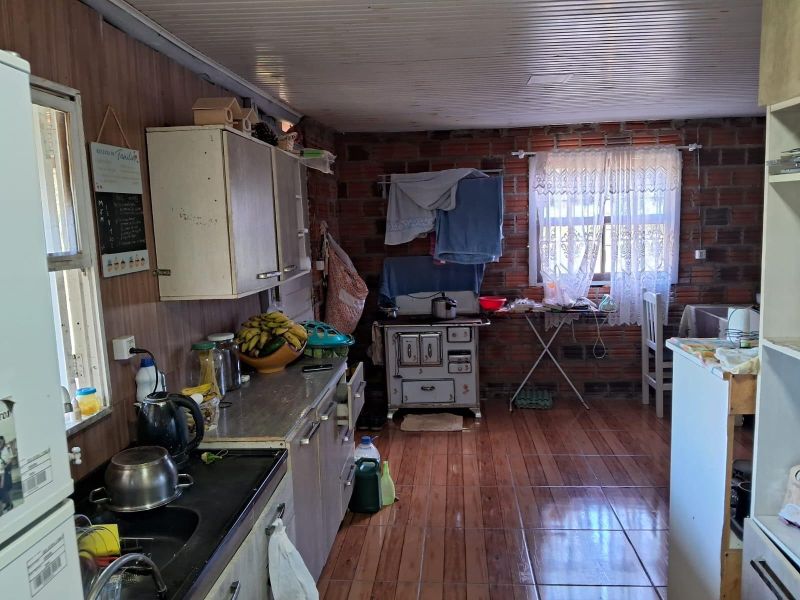 Sítio com 85m² à venda no bairro Km 4, Taquara