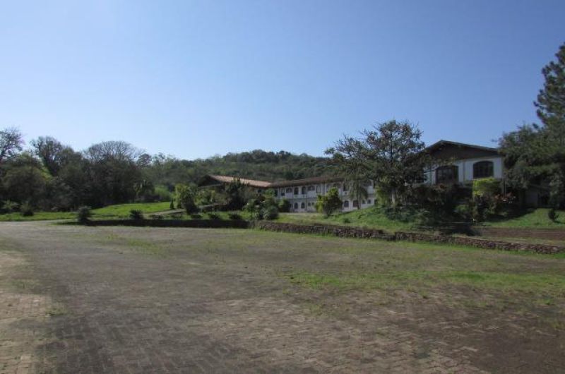 Prédio com 3490m² à venda no bairro Km 4, Taquara