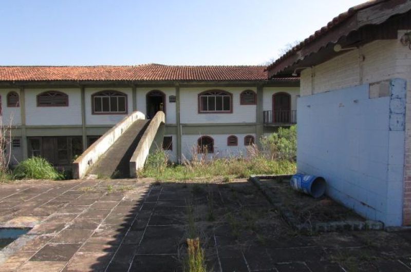 Prédio com 3490m² à venda no bairro Km 4, Taquara