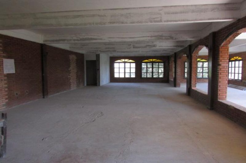 Prédio com 3490m² à venda no bairro Km 4, Taquara