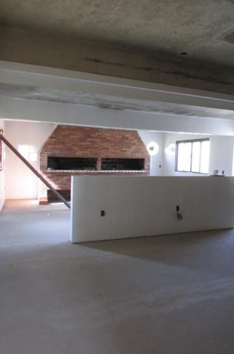 Prédio com 3490m² à venda no bairro Km 4, Taquara