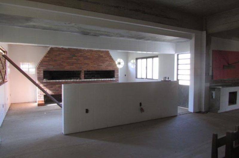 Prédio com 3490m² à venda no bairro Km 4, Taquara