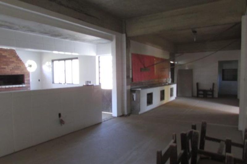 Prédio com 3490m² à venda no bairro Km 4, Taquara
