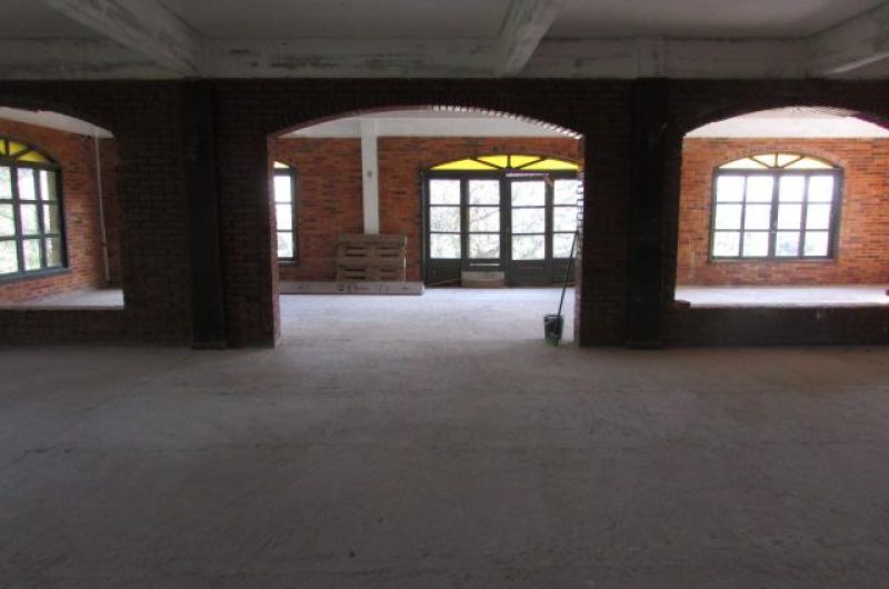 Prédio com 3490m² à venda no bairro Km 4, Taquara