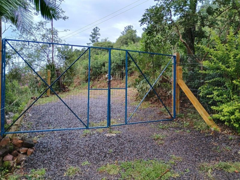 Sítio com 2 quartos e 1 banheiro à venda no bairro Batingueira, Taquara