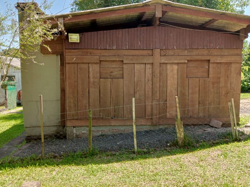 Sítio com 4 quartos, 2 banheiros e 228m² à venda no bairro Entrepelado (Distrito), Taquara