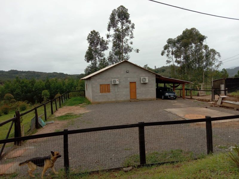 Sítio com 3 quartos, 1 banheiro e 80m² à venda no bairro Padre Tome, Taquara