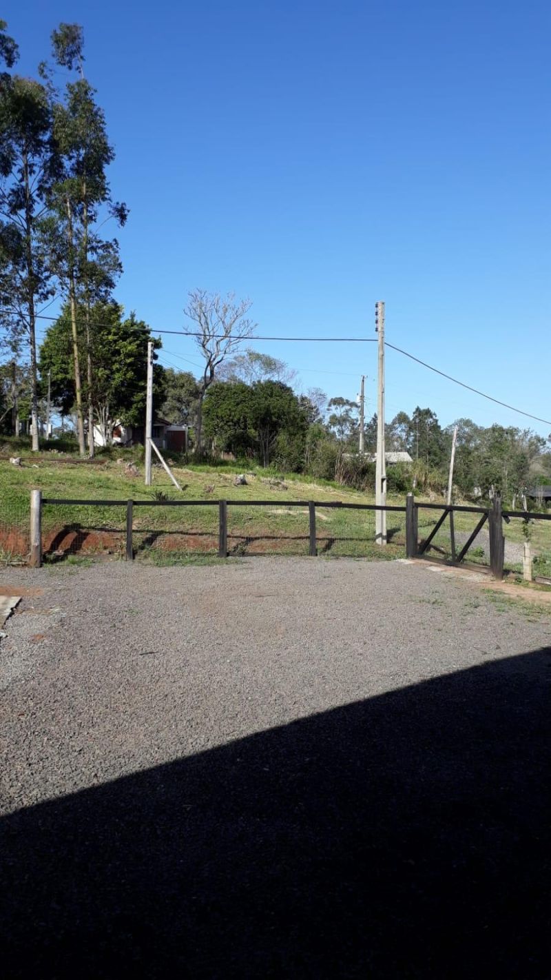 Sítio com 3 quartos, 1 banheiro e 80m² à venda no bairro Padre Tome, Taquara