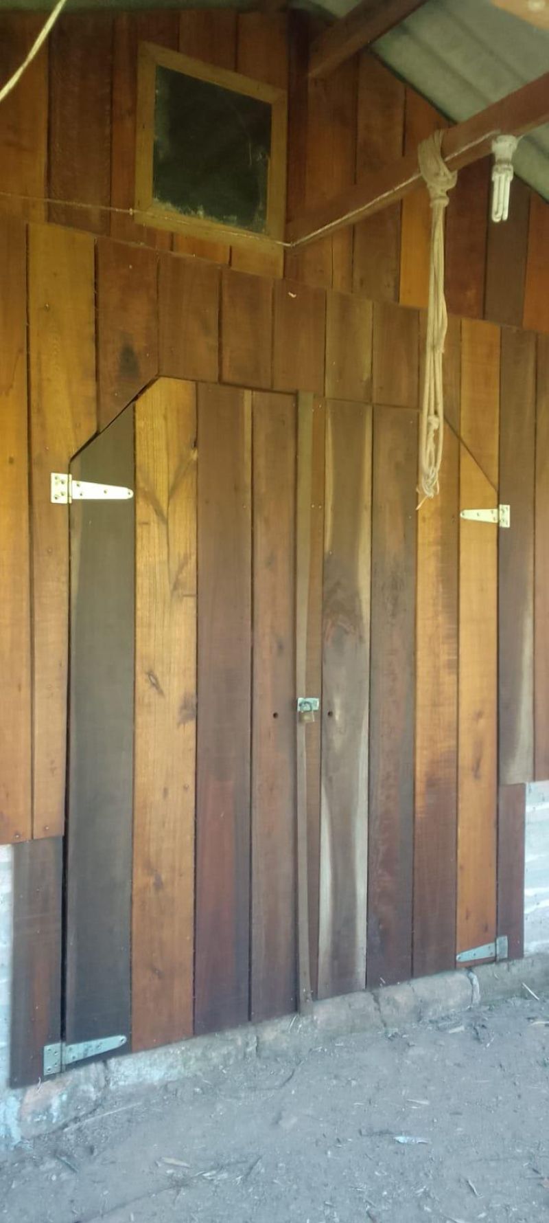 Sítio com 3 quartos, 2 banheiros e 150m² à venda no bairro Vila Teresa, Taquara