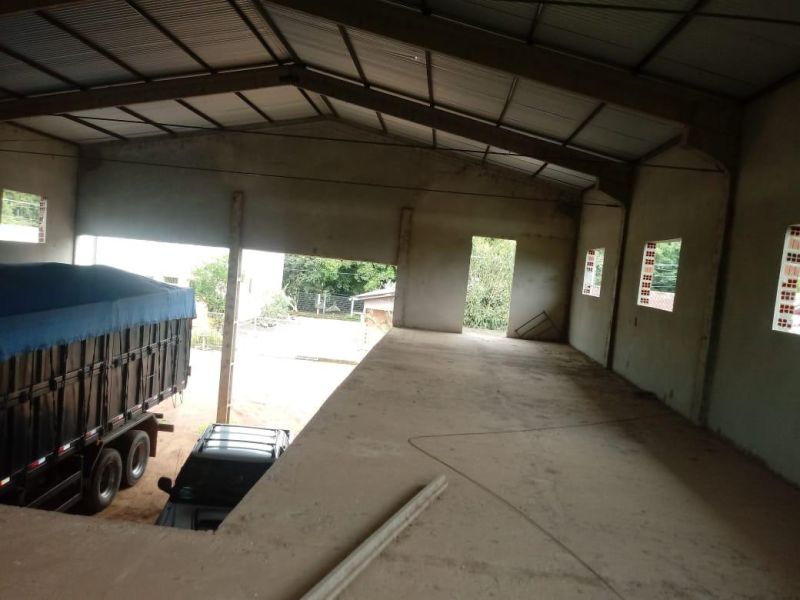 Prédio com 192m² à venda no bairro Vila Teresa, Taquara