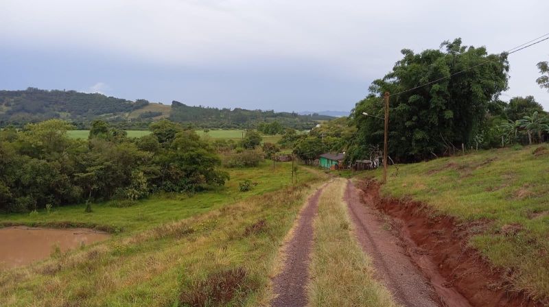 Sítio com 4 quartos, 1 banheiro e 120m² à venda no bairro Padilha, Taquara