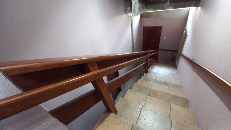 Prédio com 3 quartos e 1 banheiro à venda no bairro Laranjeiras, Parobe