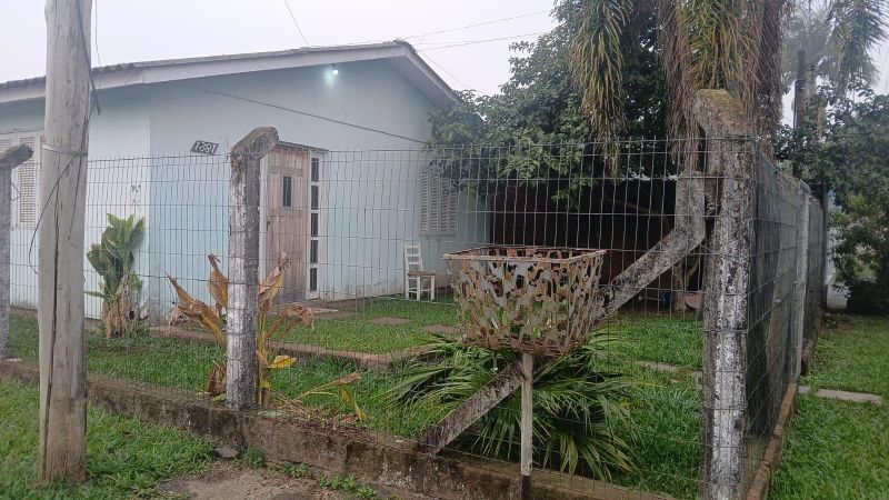 Casa com 3 quartos, 1 banheiro e 120m² à venda no bairro Empresa, Taquara