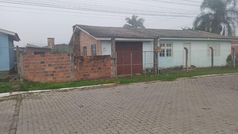 Casa com 3 quartos, 1 banheiro e 120m² à venda no bairro Empresa, Taquara