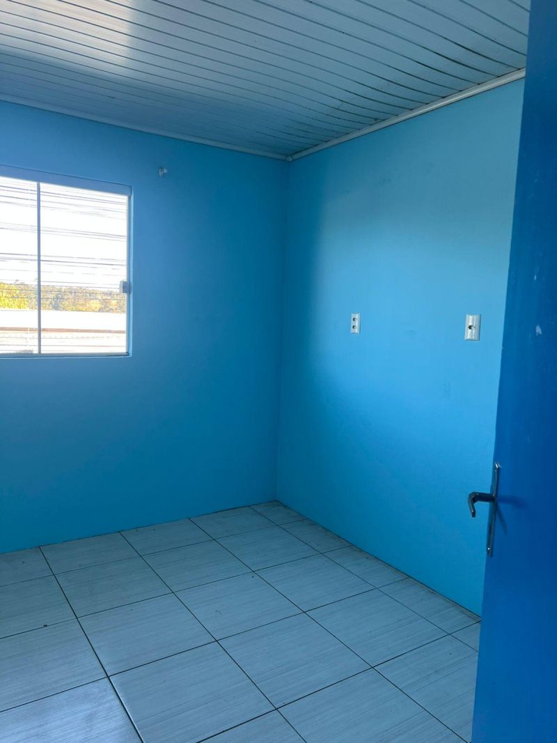Casa com 2 quartos e 2 banheiros à venda no bairro Empresa, Taquara