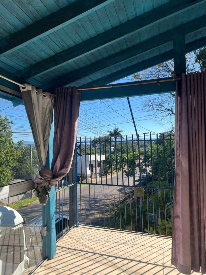Casa com 2 quartos e 2 banheiros à venda no bairro Empresa, Taquara