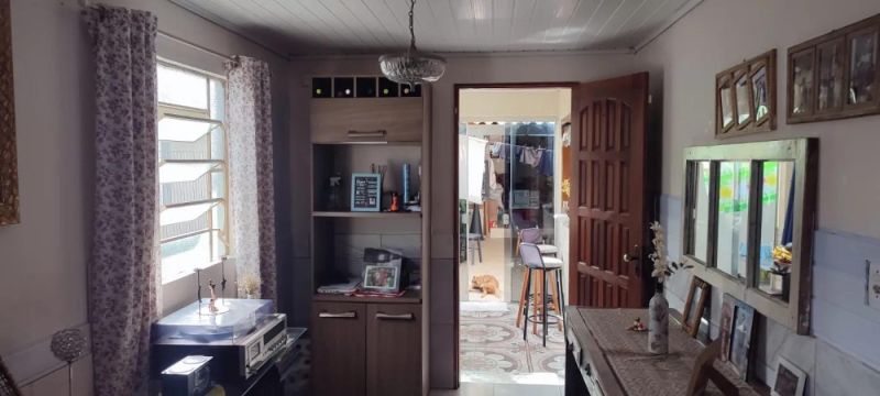 Casa com 2 quartos, 2 banheiros e 110m² à venda no bairro Empresa, Taquara