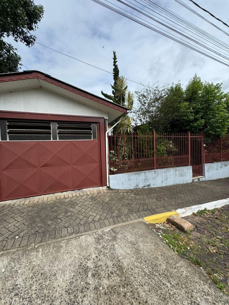 Casa com 3 quartos, 1 banheiro e 151m² à venda no bairro Empresa, Taquara