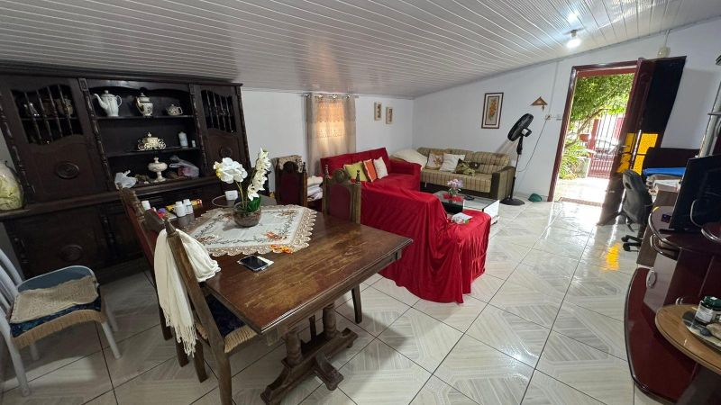 Casa com 3 quartos, 1 banheiro e 151m² à venda no bairro Empresa, Taquara