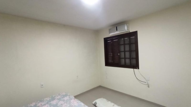 Casa com 3 quartos, 5 banheiros e 270m² à venda no bairro Empresa, Taquara