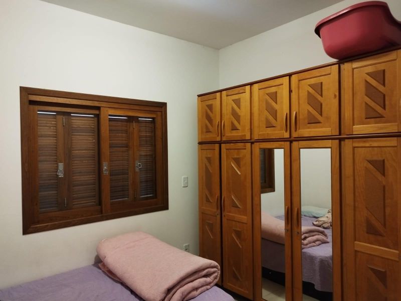 Casa com 3 quartos, 3 banheiros e 165m² à venda no bairro Empresa, Taquara