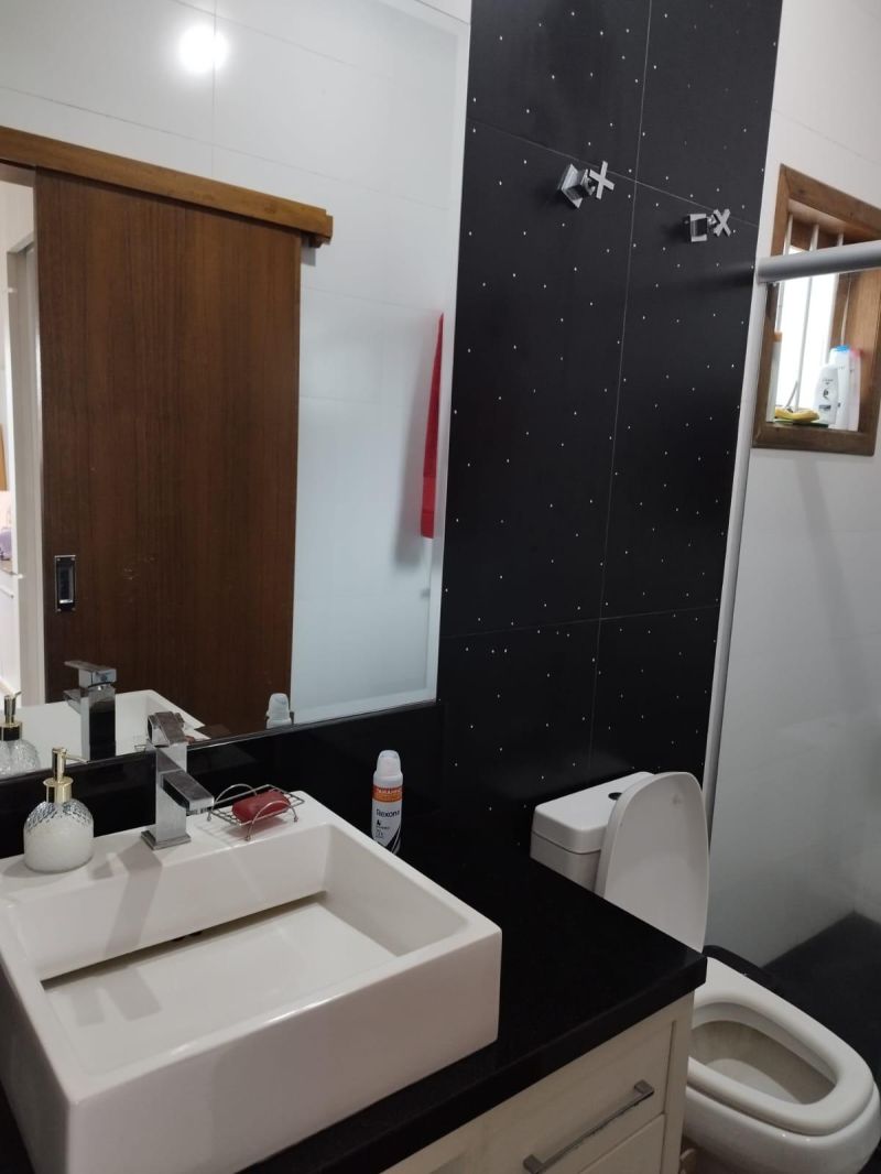 Casa com 3 quartos, 3 banheiros e 165m² à venda no bairro Empresa, Taquara
