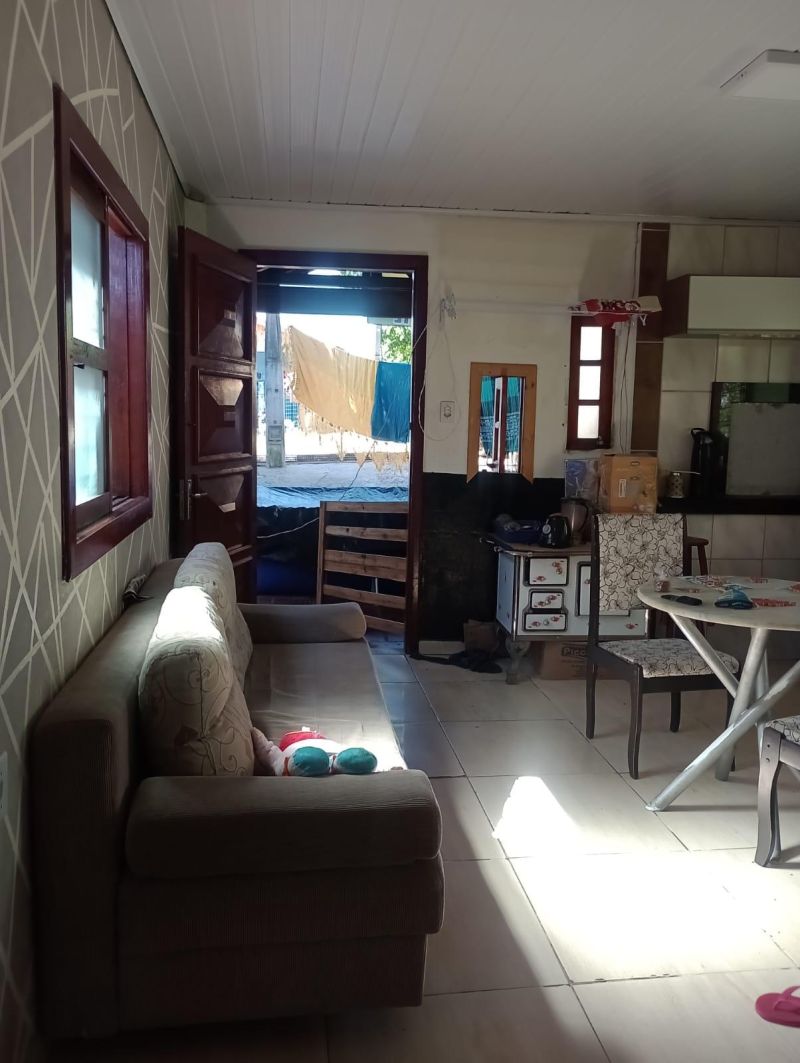 Casa com 4 quartos, 2 banheiros e 150m² à venda no bairro Empresa, Taquara