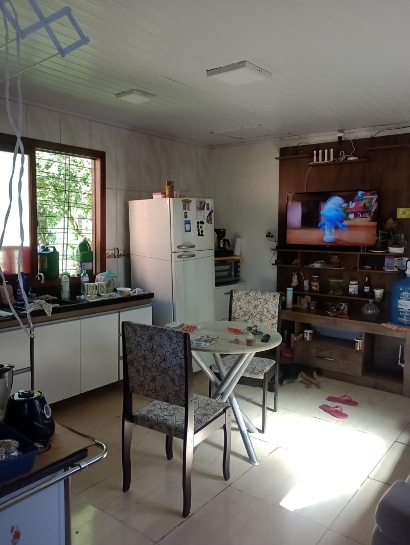 Casa com 4 quartos, 2 banheiros e 150m² à venda no bairro Empresa, Taquara